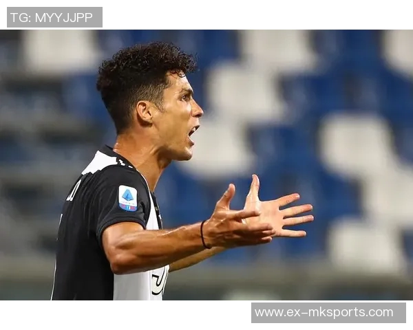 泽-马里亚：最难对付的对手是大罗，他可以一脚过我们两个人